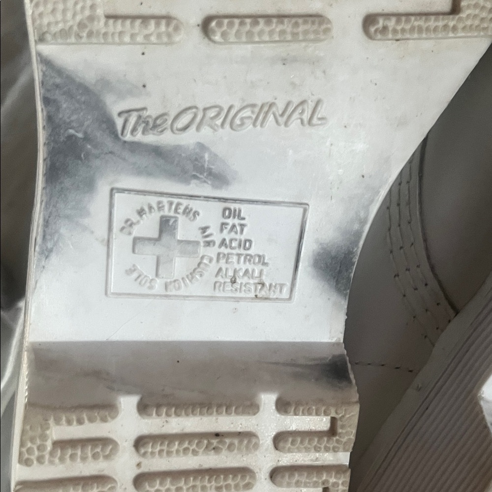 Dr Martens White Leather Women's Boots - Picture 3 of 4